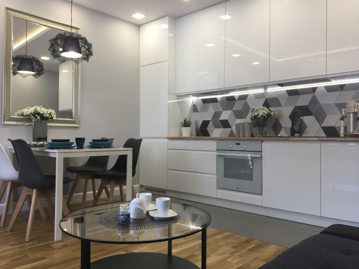 Family & Business Elegant Apartments Ul Astronautow Centrum Downtown - 3 Bedroom, Parking Кельце Екстер'єр фото