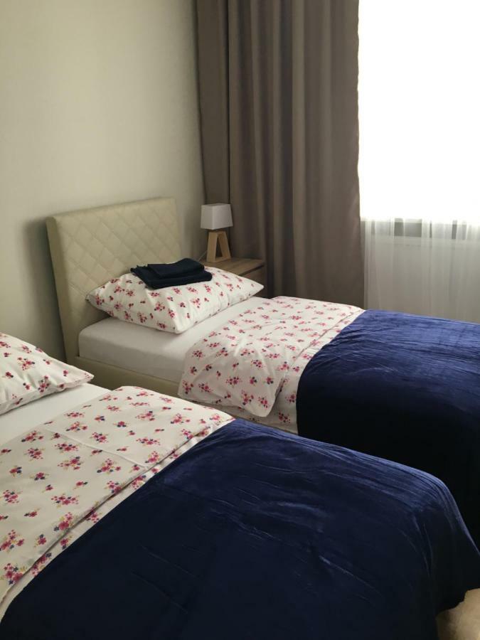 Family & Business Elegant Apartments Ul Astronautow Centrum Downtown - 3 Bedroom, Parking Кельце Екстер'єр фото