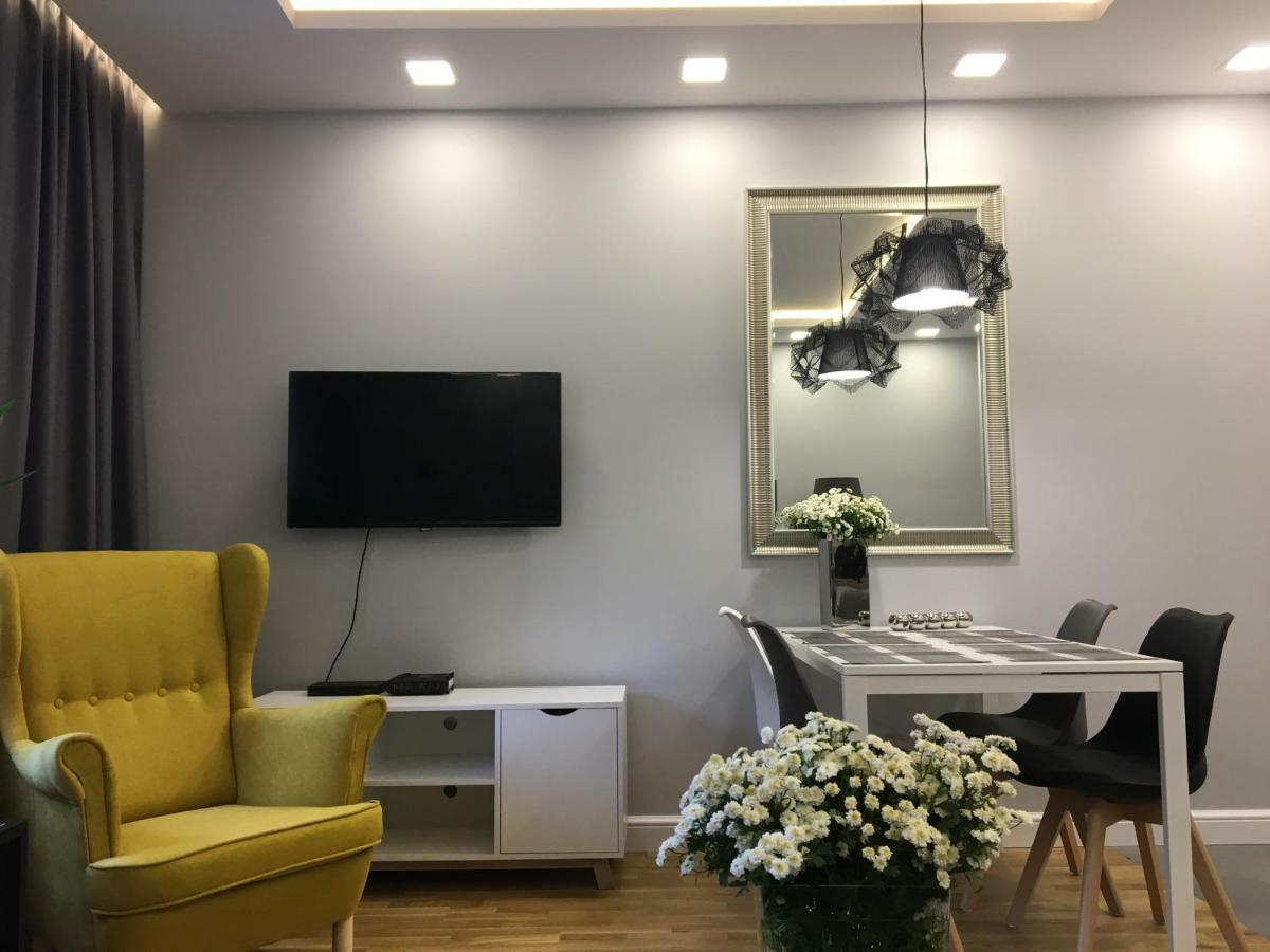 Family & Business Elegant Apartments Ul Astronautow Centrum Downtown - 3 Bedroom, Parking Кельце Екстер'єр фото