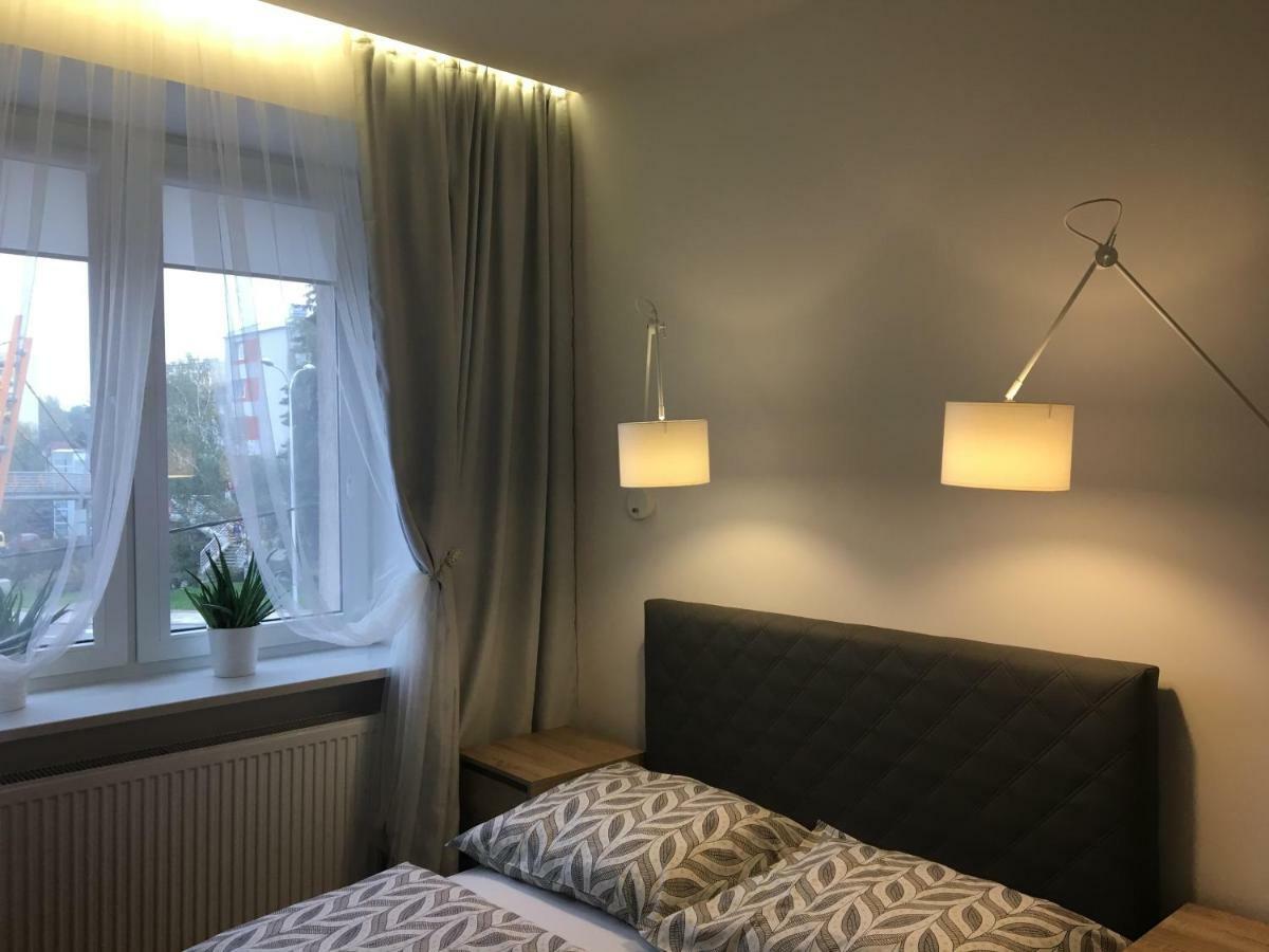 Family & Business Elegant Apartments Ul Astronautow Centrum Downtown - 3 Bedroom, Parking Кельце Екстер'єр фото